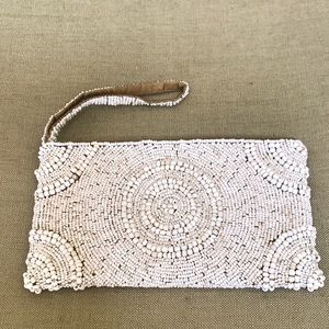 Tommy Bahama beaded wristlet 🌴